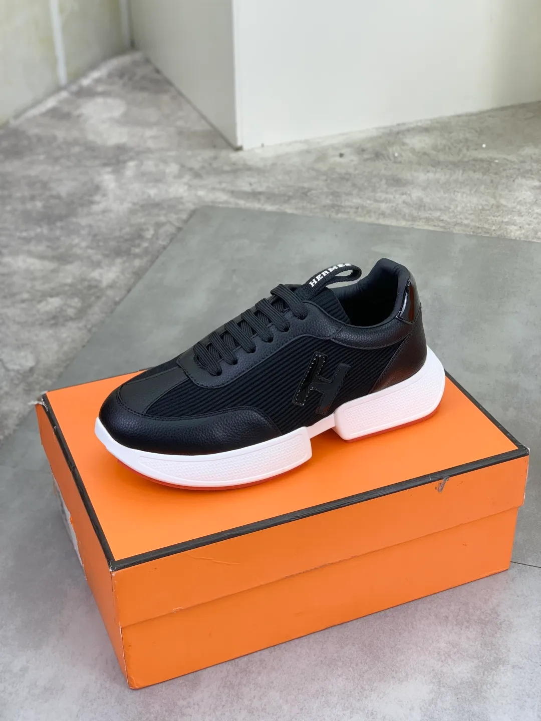 Men's men's shoes P460 new style [HERMES] Hermès - High-end quality original order - Upper: 🔝Nappa calfskin, sewn brand 'H' totem - Inner: water-dyed cowhide - Outsole: ultra-light TPU foam; molded outsole - Ultra-high quality control·Fine workmanship: highlighted (high-end·nobility·grade) -Size: 38-44 (45 can be customized)·